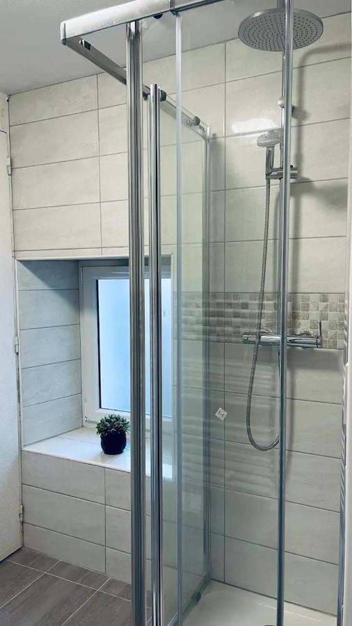 Jolie Appartement 2 Chambres 65M2 Au Centre Ville 퐁테네이르콩트 외부 사진
