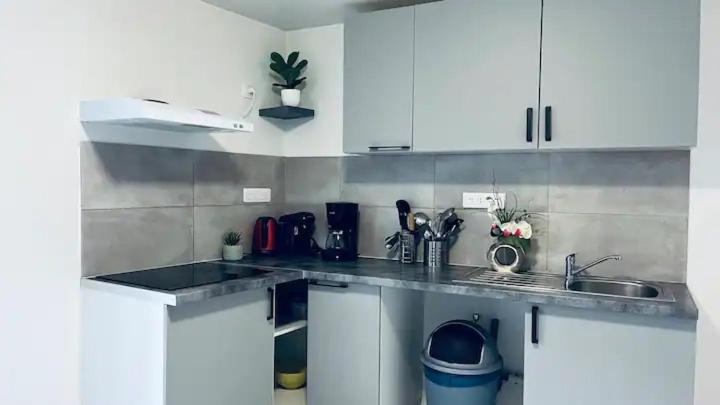 Jolie Appartement 2 Chambres 65M2 Au Centre Ville 퐁테네이르콩트 외부 사진